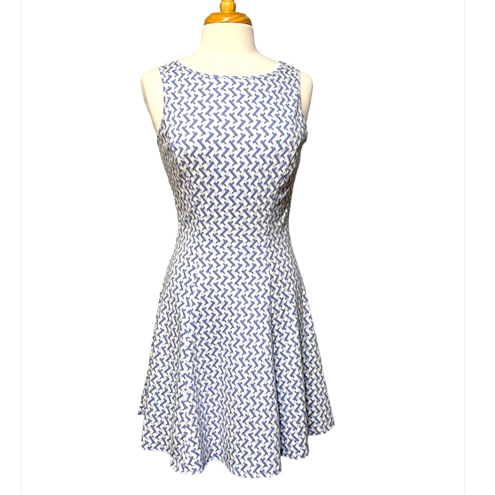 NY&COMPANY Tank Midi Dress, Size Medium.